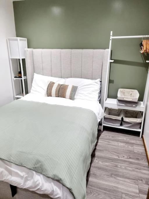 Cosy Hideaway Lodge In Glan Gwna Caeathro Eksteriør bilde